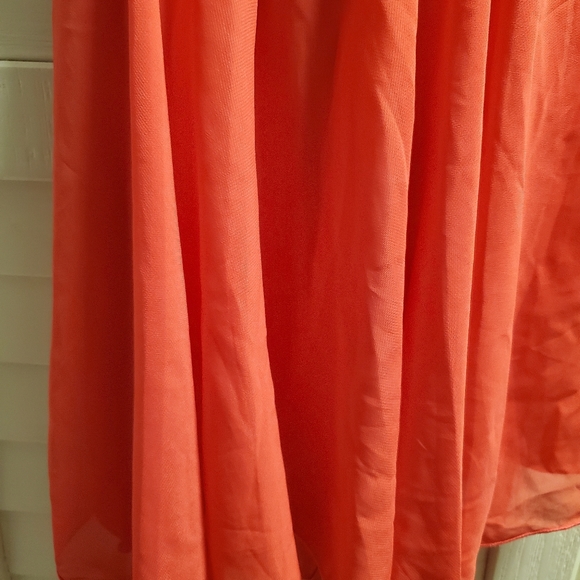 Dress - Picture 4 of 11